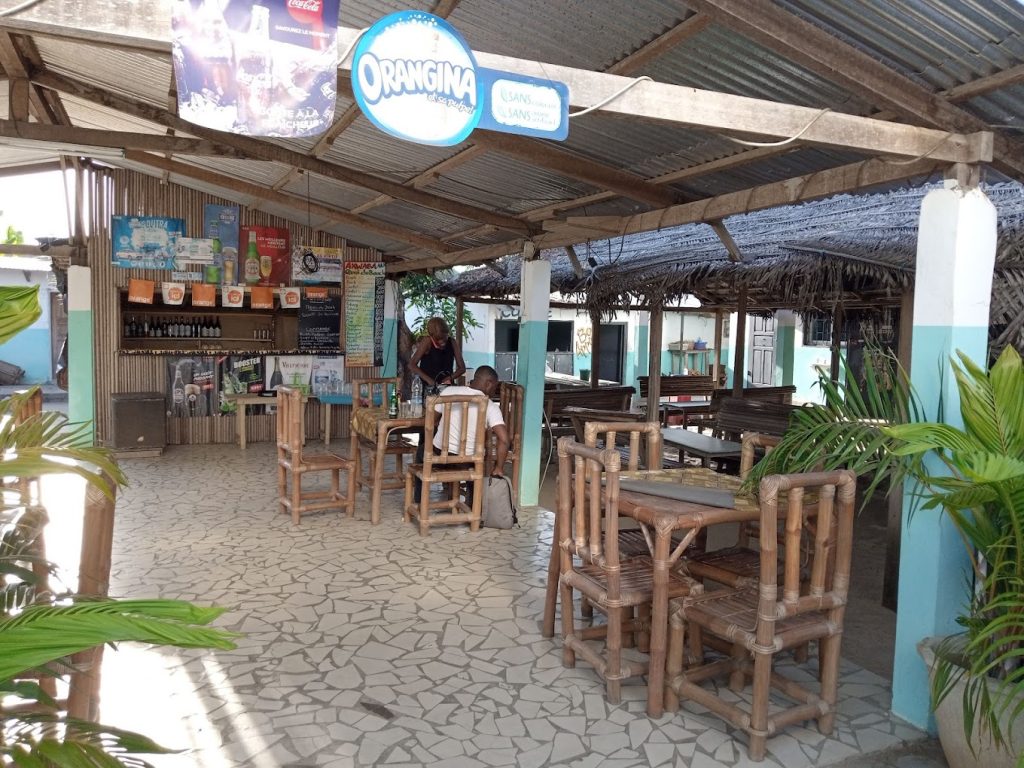 LE QUAI DU BEACH