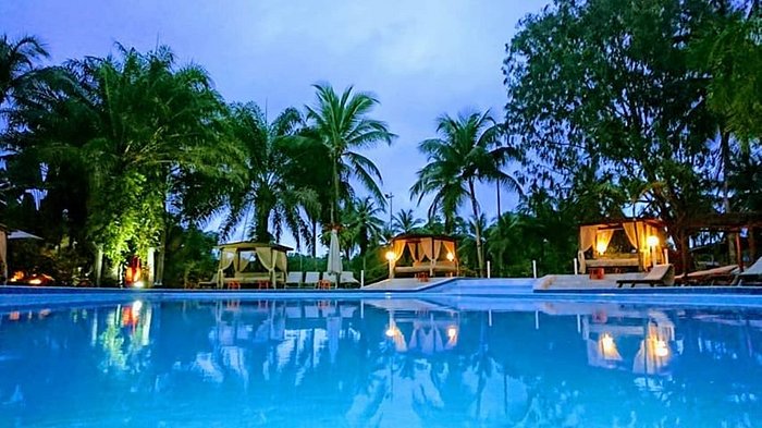 piscinie-du-coucou-lodgecom